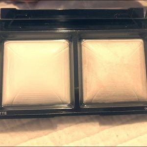 bareMinerals Invisible Light Translucent Powder Du